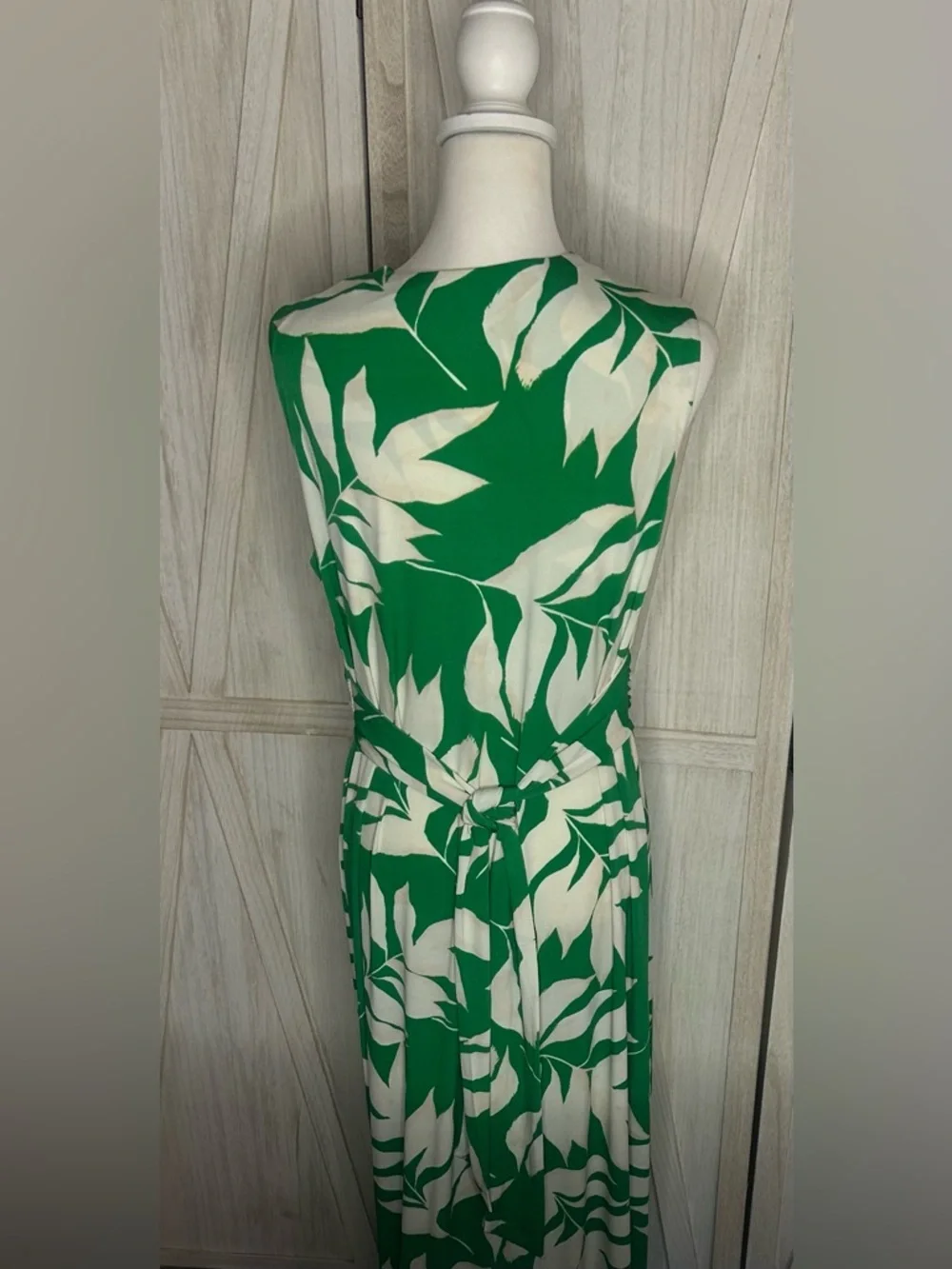 Eliza J EUC Twist Front Green White Sleeveless Leaf-Print Maxi Dress Sz 16 Boho